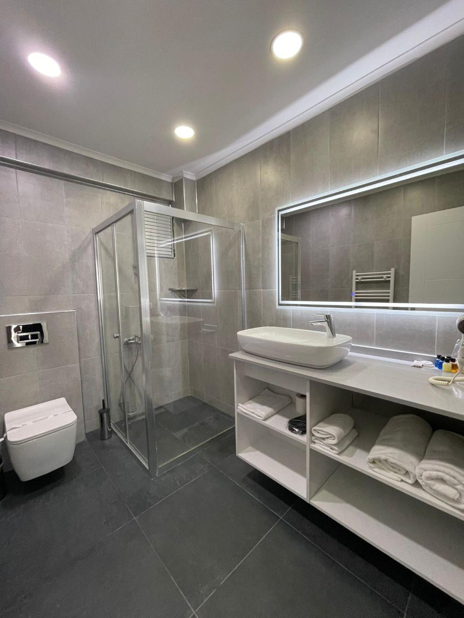 On4 Rooms & Suites Istanbul Exterior foto